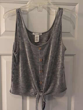 Striped Tie-Front Tank Top - Black & White